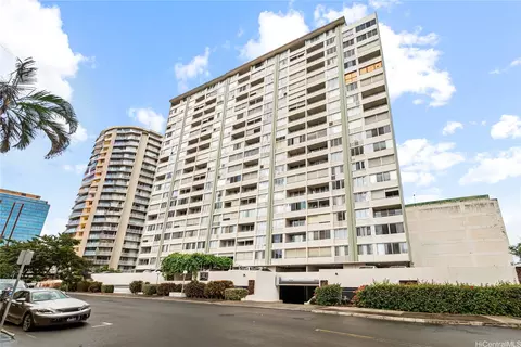 780 Amana St #408, Honolulu, HI 96814