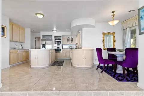 Kitchen - 483 Maono Loop, Honolulu, HI 96821 photo 1 of 1