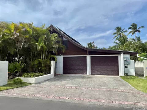 94 White Sands Pl, Kailua, HI 96734