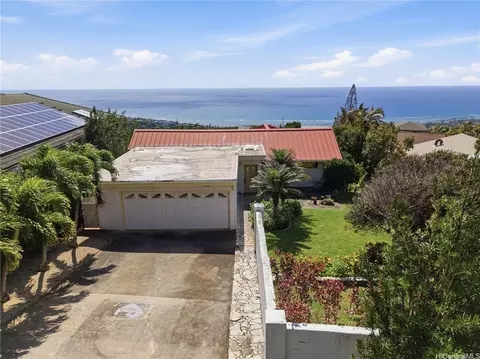 2175 Ahaku Pl, Honolulu, HI 96821