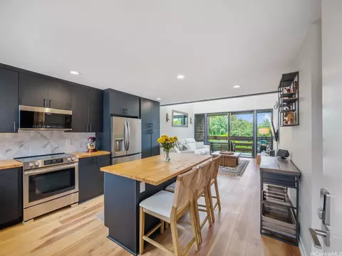 1015 Aoloa Pl #411, Kailua, HI 96734
