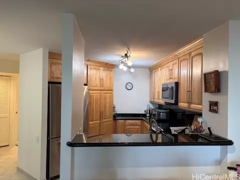 2101 Nuuanu Ave #I904, Honolulu, HI 96817