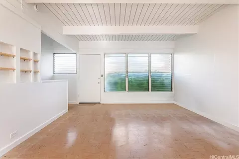 4906 Kilauea Ave #2, Honolulu, HI 96816