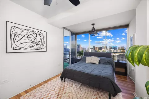 1415 Victoria St #908, Honolulu, HI 96822