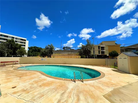 2977 Ala Ilima St #809, Honolulu, HI 96818