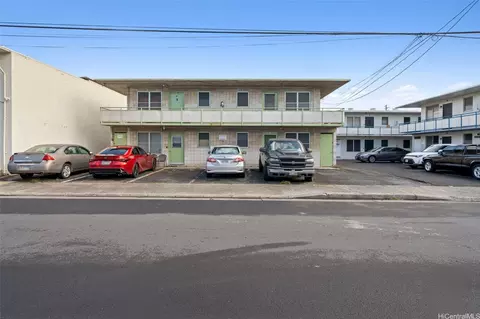 1636 Kahai St, Honolulu, HI 96819