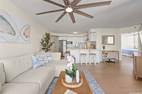 801 S King St #1107, Honolulu, HI 96813