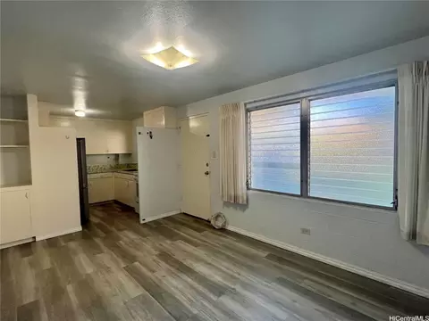 1617 Young St #A207, Honolulu, HI 96826
