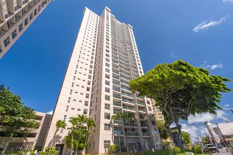 1450 Young St #2701, Honolulu, HI 96814