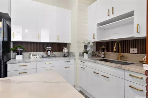 94-246 Leoku St #G125, Waipahu, HI 96797