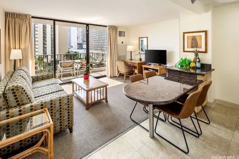 229 Paoakalani Ave #906, Honolulu, HI 96815