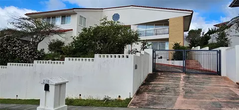 2138 Laukahi St, Honolulu, HI 96821