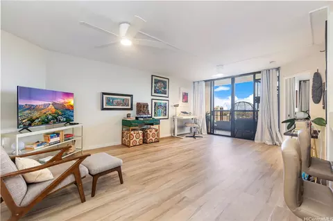 5333 Likini St #2603, Honolulu, HI 96818
