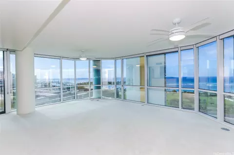 88 Piikoi St #2009, Honolulu, HI 96814