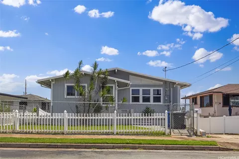 925 Pilialo St, Honolulu, HI 96816
