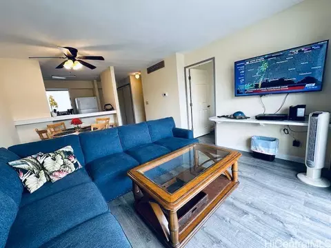 1909 Ala Wai Blvd #901, Honolulu, HI 96815