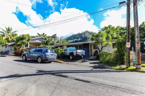 2749 Piliwai St, Honolulu, HI 96819