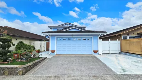 94-1036 Palaiki St, Waipahu, HI 96797