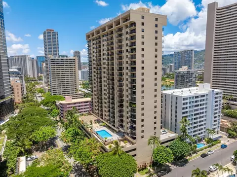 2140 Kuhio Ave #2004, Honolulu, HI 96815