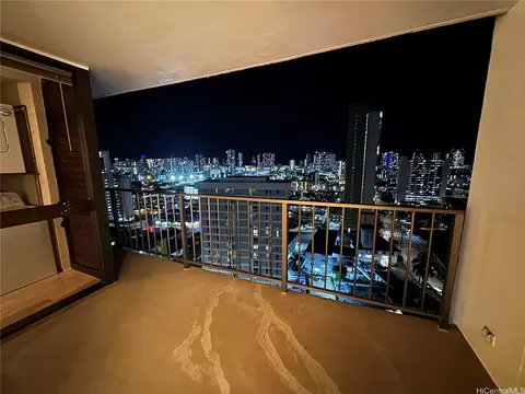 1630 Liholiho St #1810, Honolulu, HI 96822
