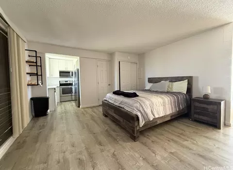 1099 Green St #A503, Honolulu, HI 96822
