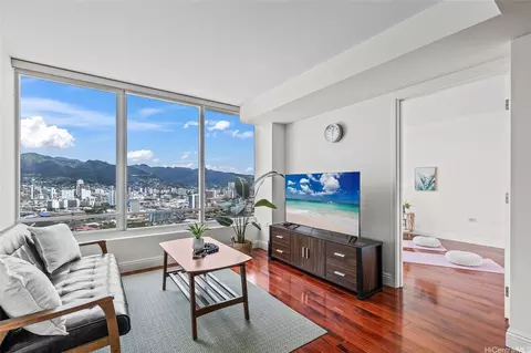 1009 Kapiolani Blvd #3701, Honolulu, HI 96814