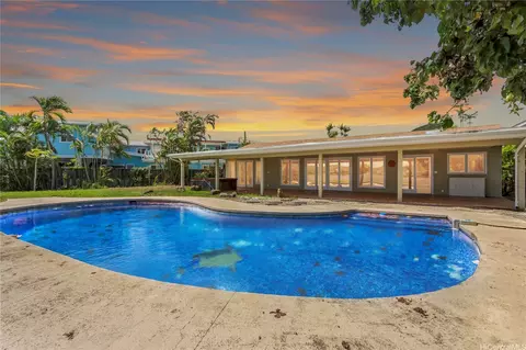 325 Hamakua Dr, Kailua, HI 96734