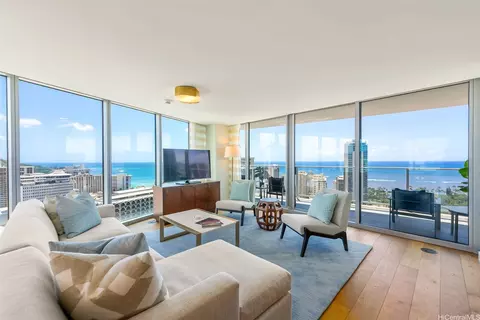 2139 Kuhio Ave #3007, Honolulu, HI 96815