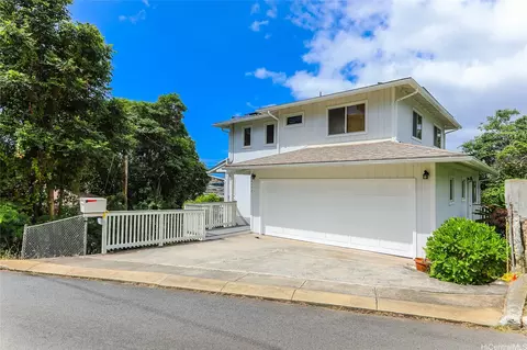 4152 Koko Dr #2, Honolulu, HI 96816