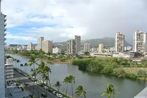 445 Seaside Ave #2519, Honolulu, HI 96815