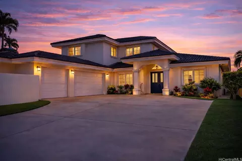 92-1346 Hunekai St, Kapolei, HI 96707
