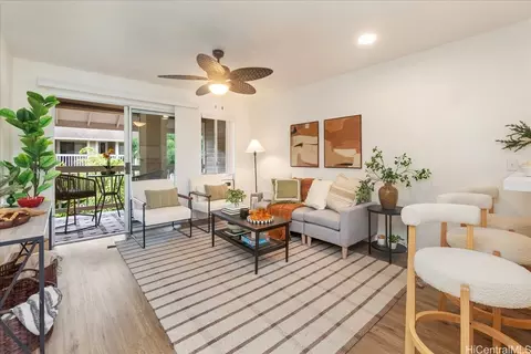 94-515 Lumiaina St #L202, Waipahu, HI 96797