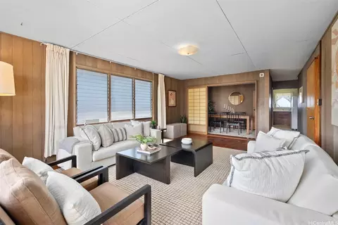 99-252 Lalani St, Aiea, HI 96701
