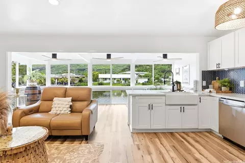 250 Opihikao Way #751, Honolulu, HI 96825