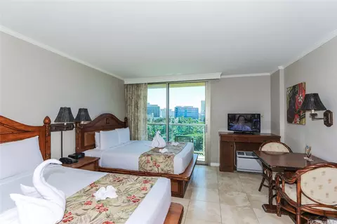 2045 Kalakaua Ave #509, Honolulu, HI 96815