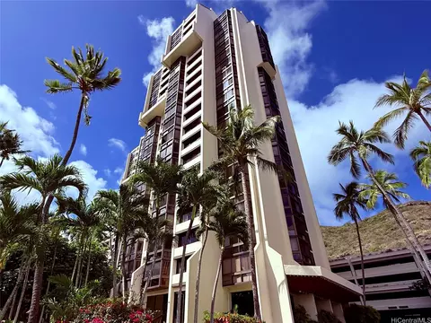 521 Hahaione St #2-15L, Honolulu, HI 96825