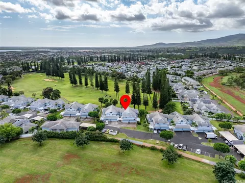 94-824 Lumiauau St #W103, Waipahu, HI 96797