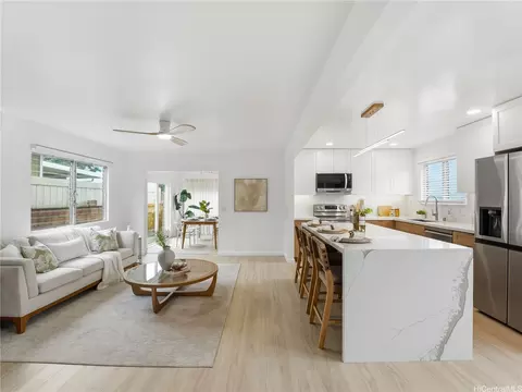1159 Aikoo Pl, Pearl City, HI 96782