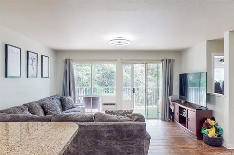 95-270 Waikalani Dr #L103, Mililani, HI 96789