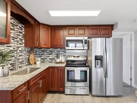 1060 Kamehameha Hwy #3203A, Pearl City, HI 96782