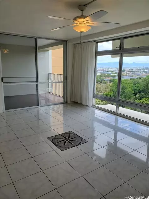 1519 Nuuanu Ave #1440, Honolulu, HI 96817