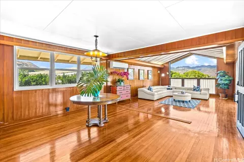 4316 Papu Cir, Honolulu, HI 96816