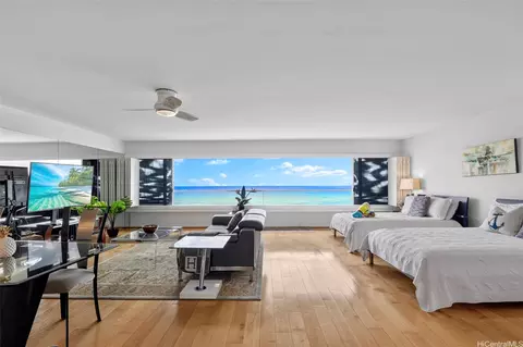 2895 Kalakaua Ave #1202, Honolulu, HI 96815