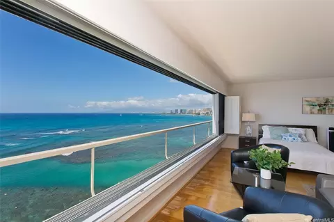 2895 Kalakaua Ave #1202, Honolulu, HI 96815