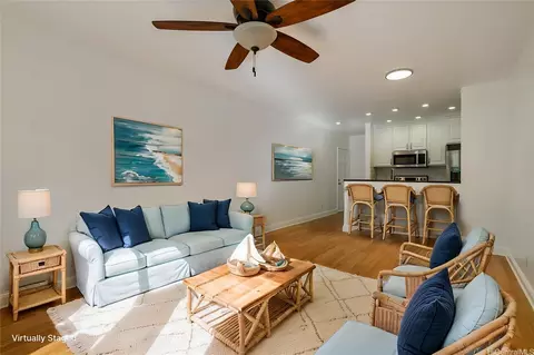 95-895 Wikao St #E101, Mililani, HI 96789
