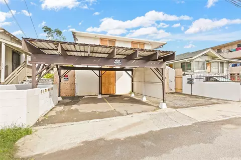 910 Factory St, Honolulu, HI 96819