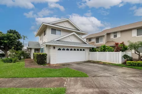 94-689 Lumiaina St, Waipahu, HI 96797