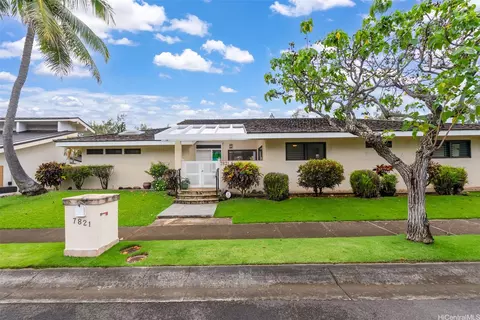 7821 Makaaoa Pl, Honolulu, HI 96825
