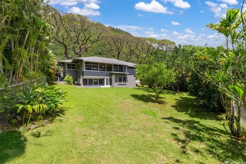 2947 Manoa Rd, Honolulu, HI 96822