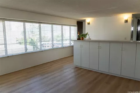 2525 Date St #605, Honolulu, HI 96826